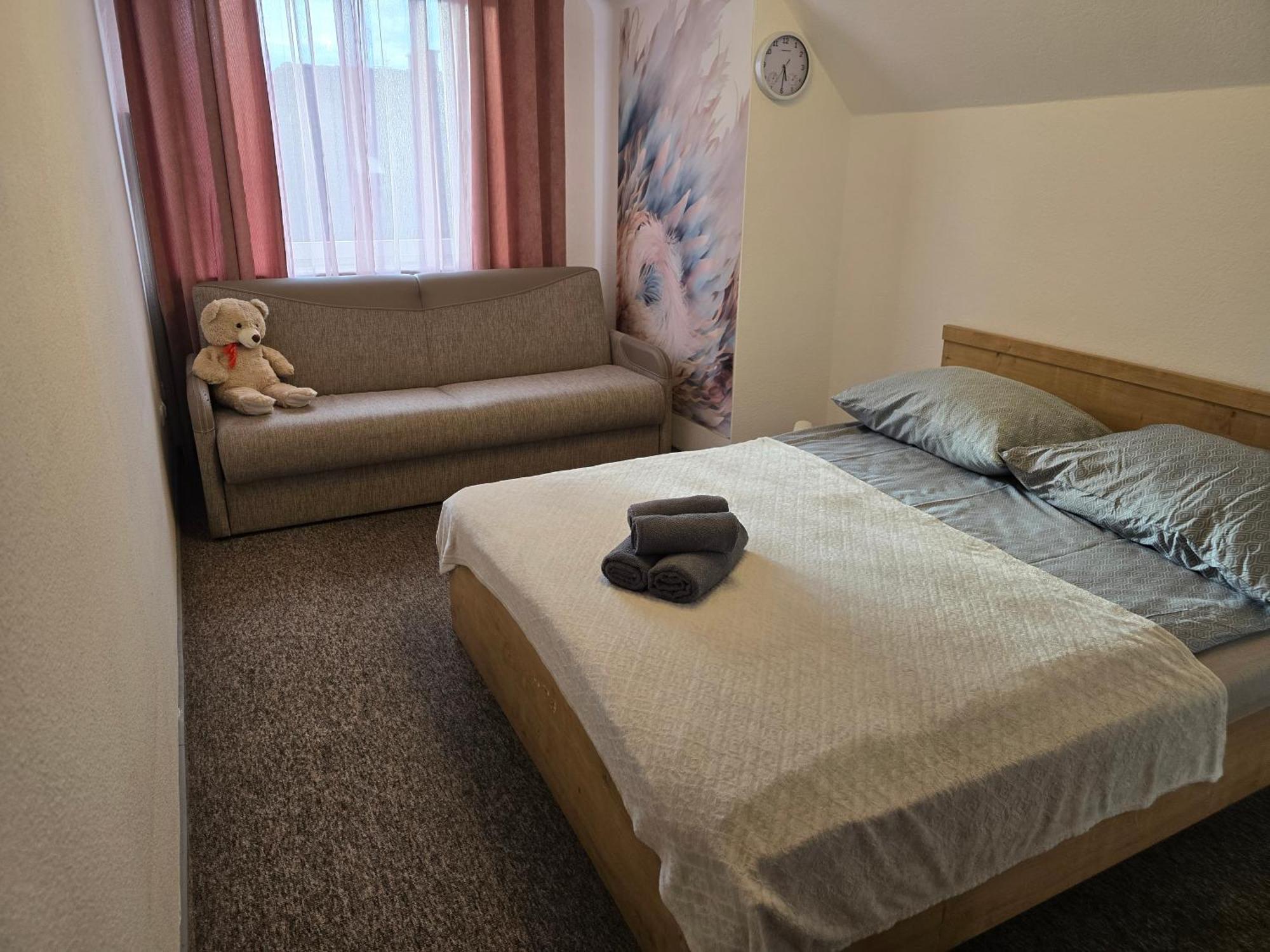 Poludnie Wroclawia Hotel Bagian luar foto