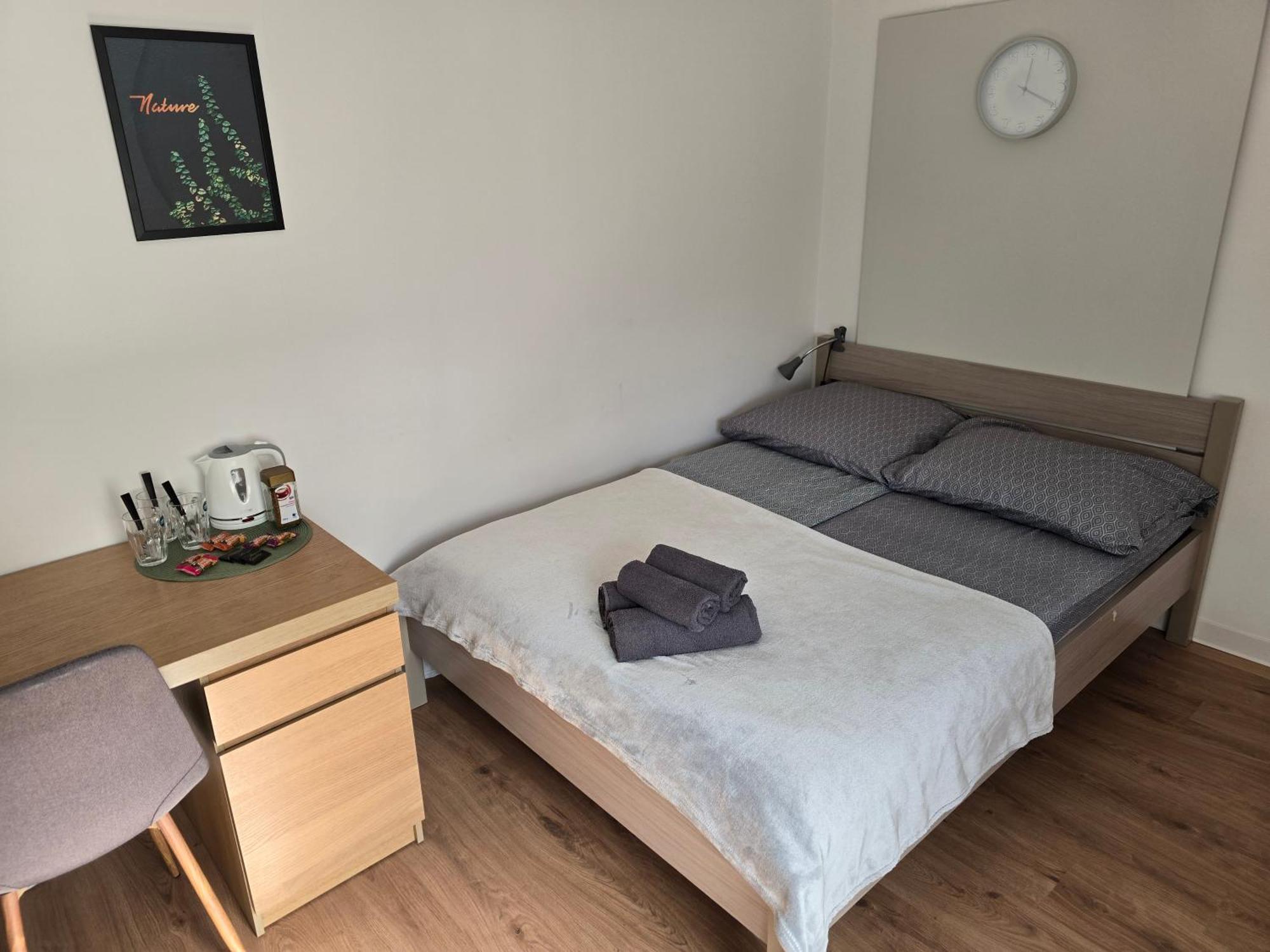 Poludnie Wroclawia Hotel Bagian luar foto