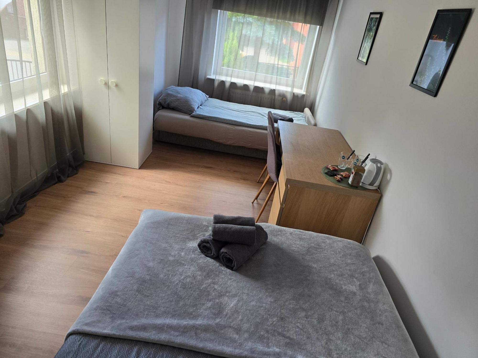 Poludnie Wroclawia Hotel Bagian luar foto
