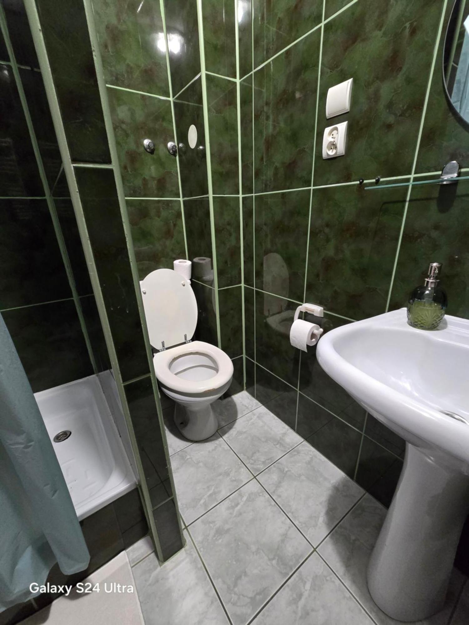 Poludnie Wroclawia Hotel Bagian luar foto